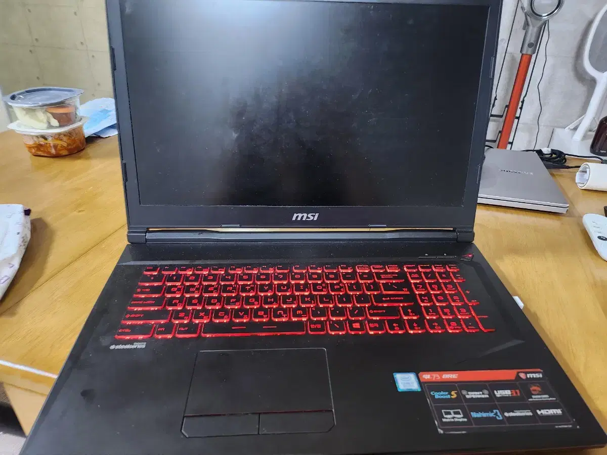 노트북 MSI GL73 8RE